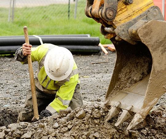 Земляные работы в Шахтах и  Ростовской области