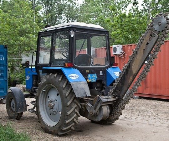 Траншеекопатель в аренду в Шахтах и  Ростовской области